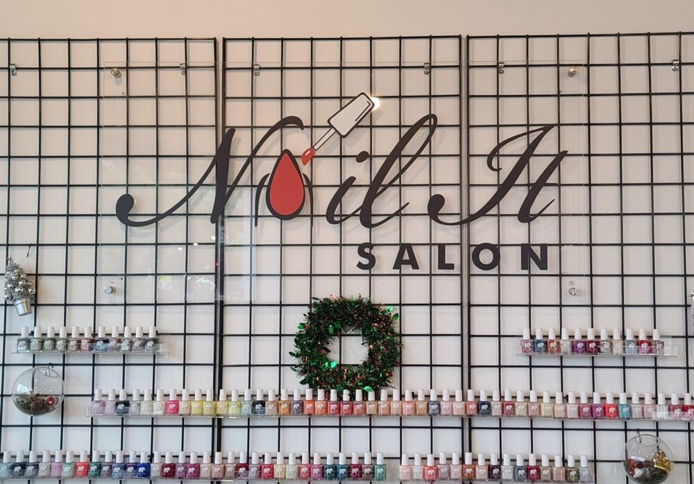 Acrylic Panel Salon Sign for Nail It Salon in Culver City