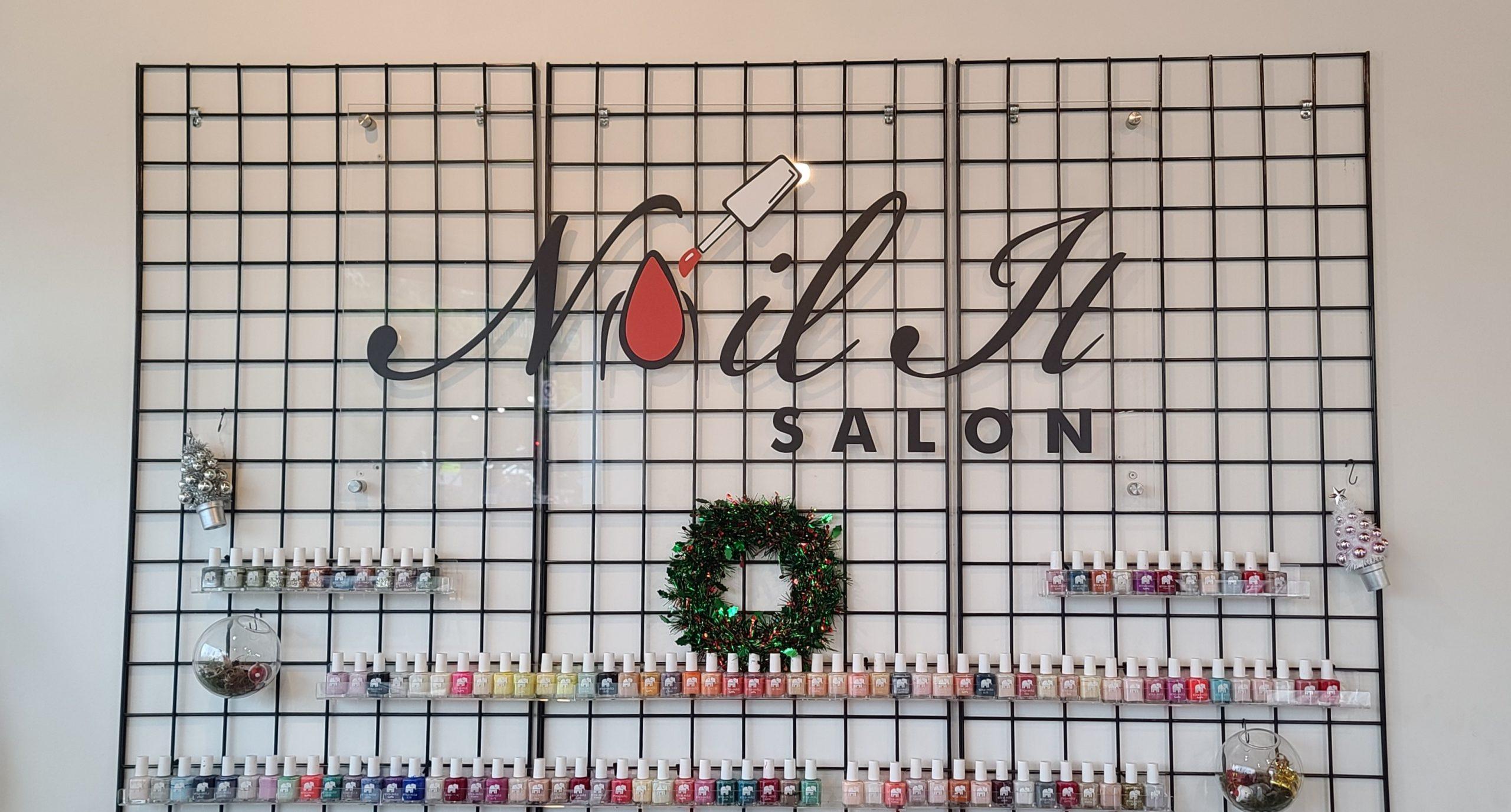 You are currently viewing Acrylic Panel Salon Sign for Nail It Salon in Culver City