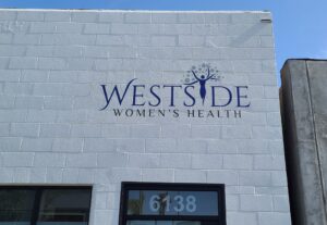Read more about the article Hand Painted Sign for Westside Women’s Health in Culver City