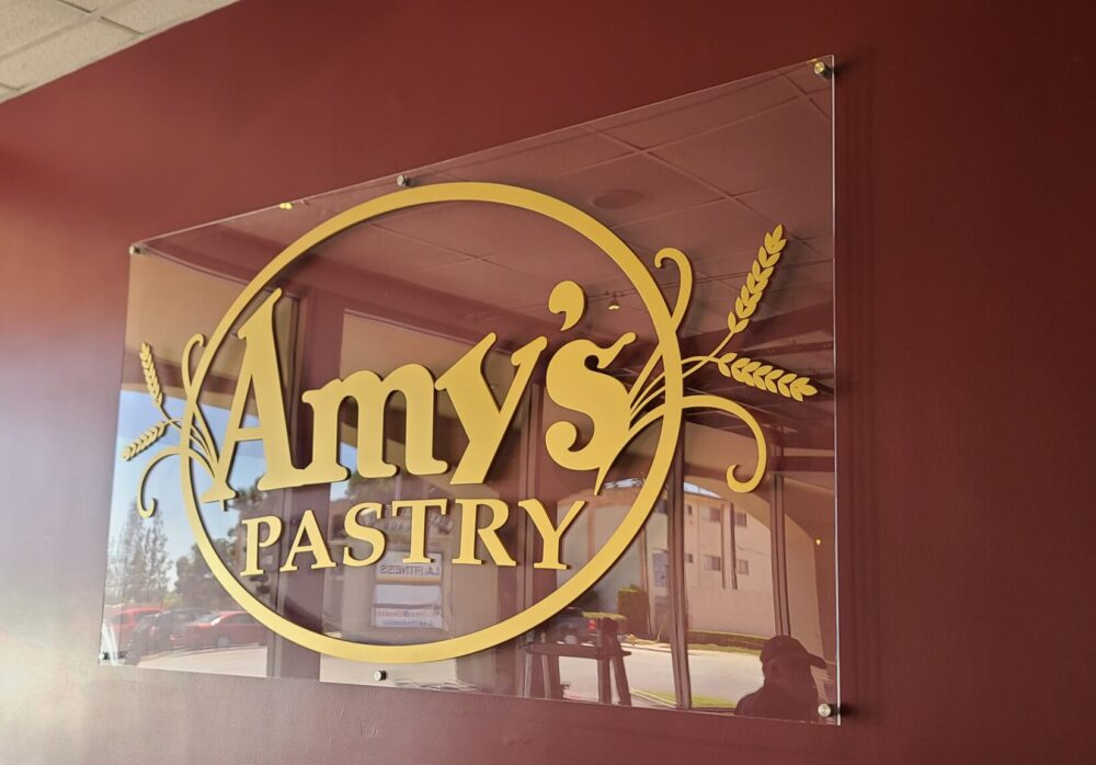 Bakeshop Panel Sign for Amy’s Pastry in Montebello