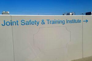 Read more about the article Joint Safety & Training Institute Dimensional Lettering Sign and Sign Panel | San Fernando