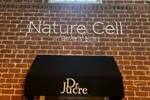 Read more about the article Outdoor Sign Nature Cell Beverly Hills