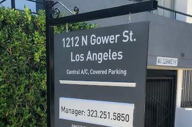 You are currently viewing What details should an apartment building sign have?