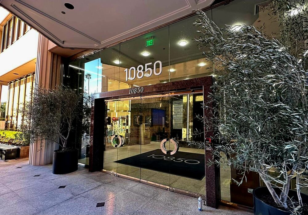AVCO parking Center Signs Package Beverly Hills