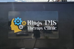 Read more about the article King’s TMS  exterior sign and window decals Los Angeles 