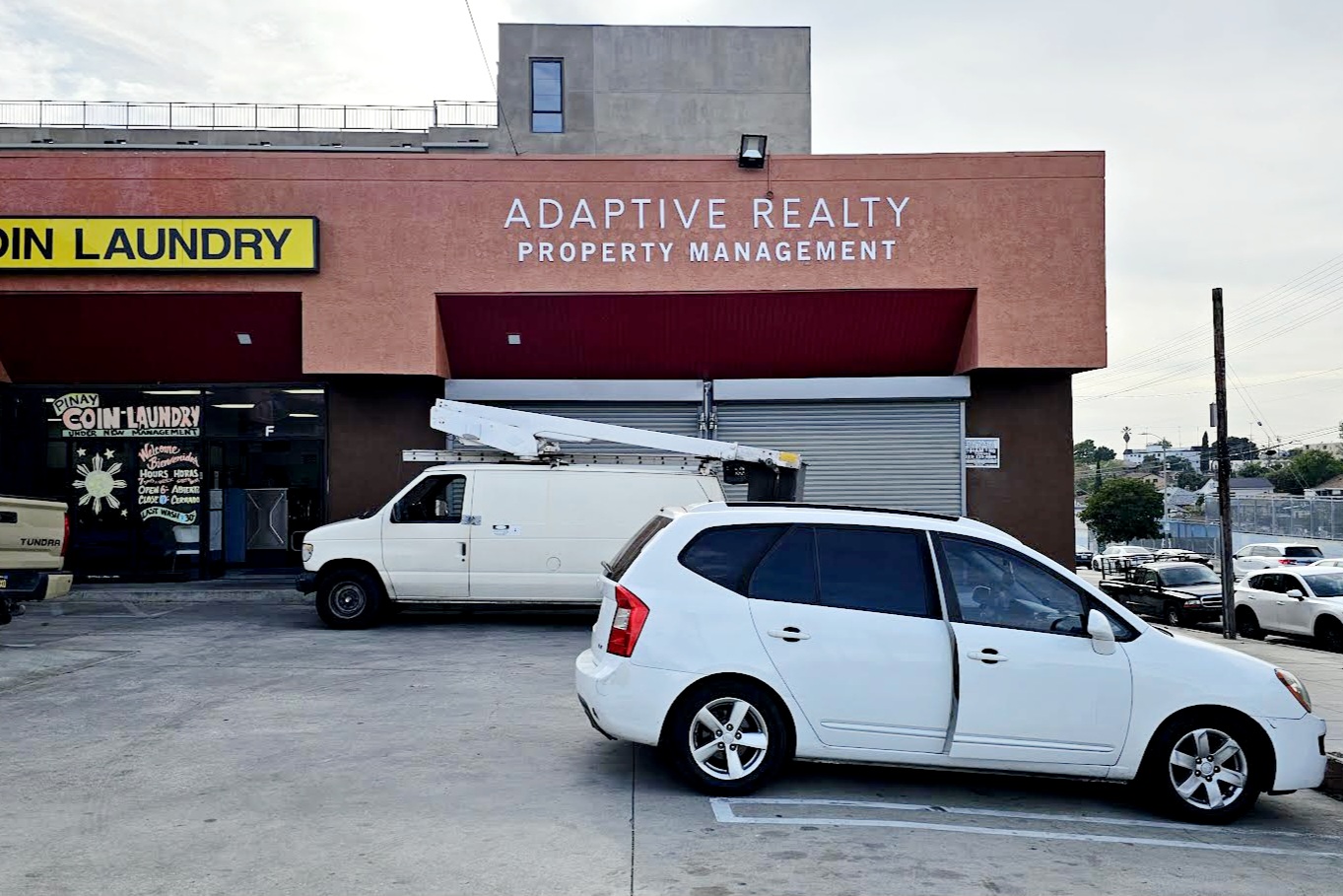 You are currently viewing Adaptive Realty Dimensional Letters and Pole Sign Los Angeles 