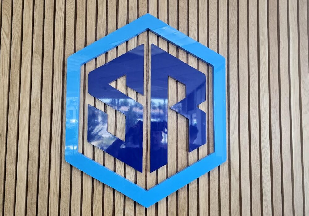 Stay Ready Custom Signs  Lobby and Winndow Encino
