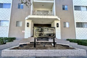 Read more about the article Glenvia Apartment Signage in Glendale 91206