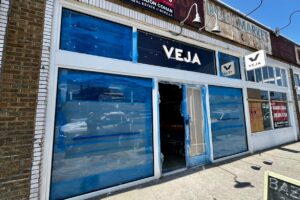 Read more about the article Veja Retail Signage Package Los Angeles
