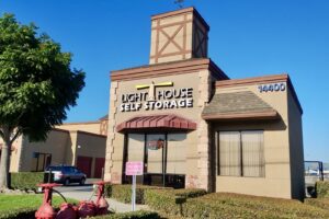 Read more about the article Lighthouse Storage Illuminated Signage Westminster 92683