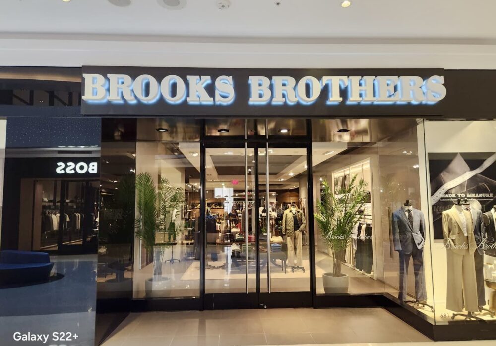 Luxury Retail Signage Brooks Brothers Los Angeles