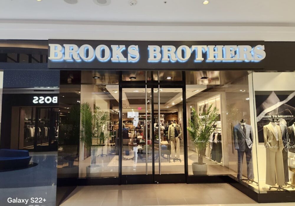 Luxury Retail Signage Brooks Brothers Los Angeles